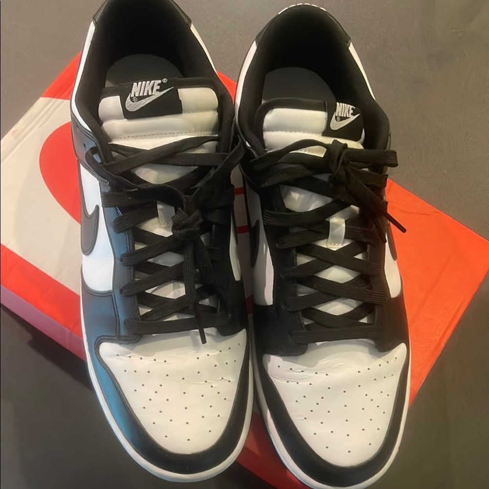 Nike Black and White Dunk Sneakers Classic Design